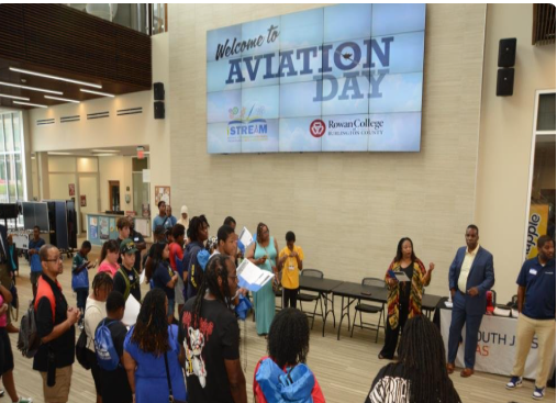 Read more about the article iSTREAM’s 3rd Annual Aviation Day Takes Flight!